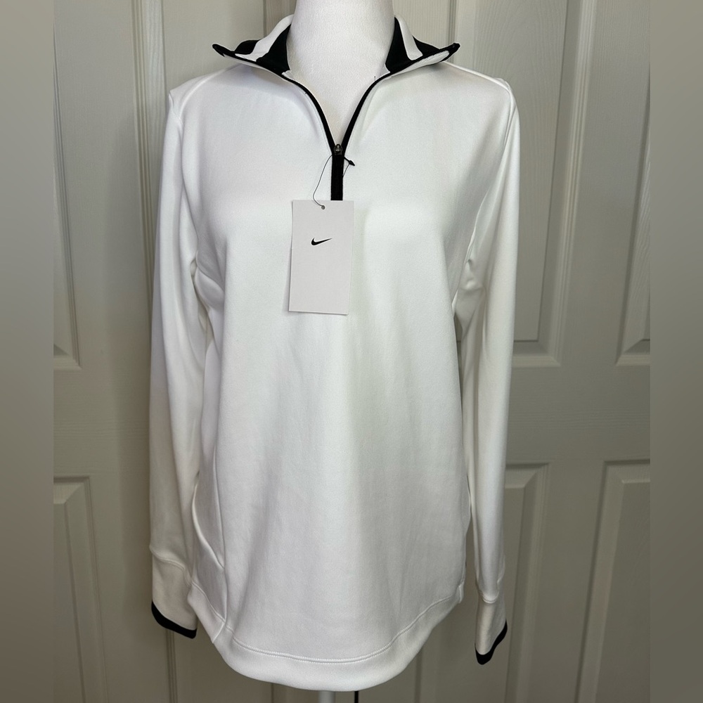NWT Nike Women’s 1/2 zip, white/black, Large